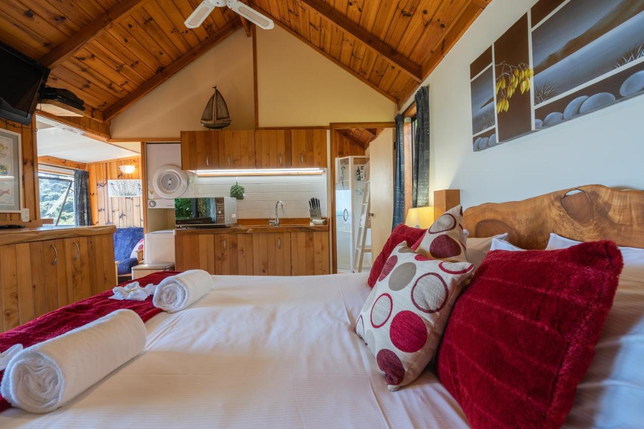 Supacute Character Cottage, Wifi, Sky Tv, Spa Bath, Spa Bath, Dble Kayak And Possibly A Car! Palm Beach Exterior foto