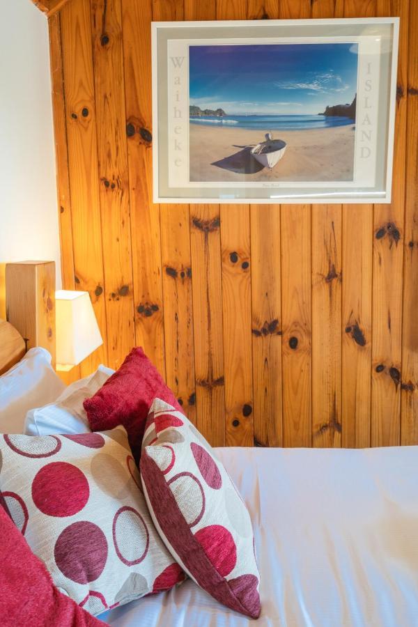 Supacute Character Cottage, Wifi, Sky Tv, Spa Bath, Spa Bath, Dble Kayak And Possibly A Car! Palm Beach Exterior foto